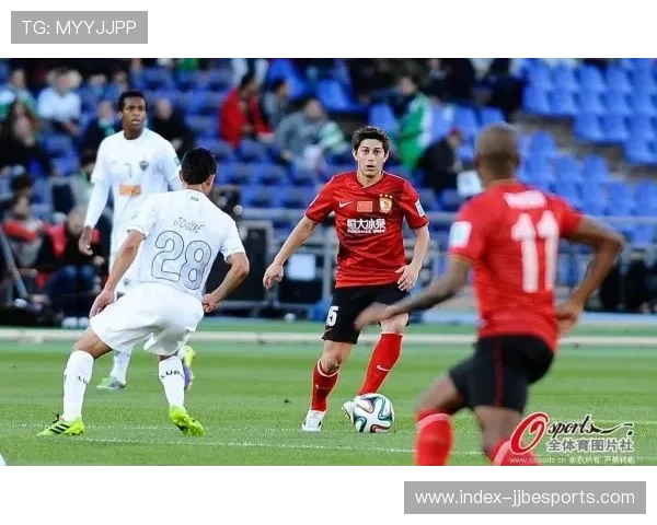 巴黎7比2狂胜勒沃库森两红牌激战格里马尔多失点门框三度救险